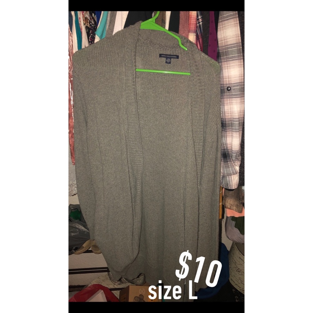 American Eagle Cardigan